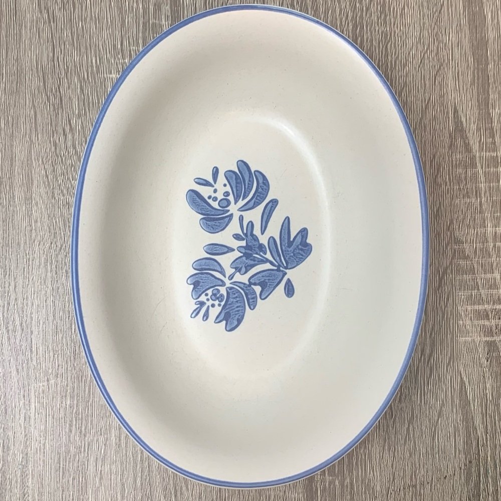 Pfaltzgraff Vintage Oval Vegetable/Fruit Bowl